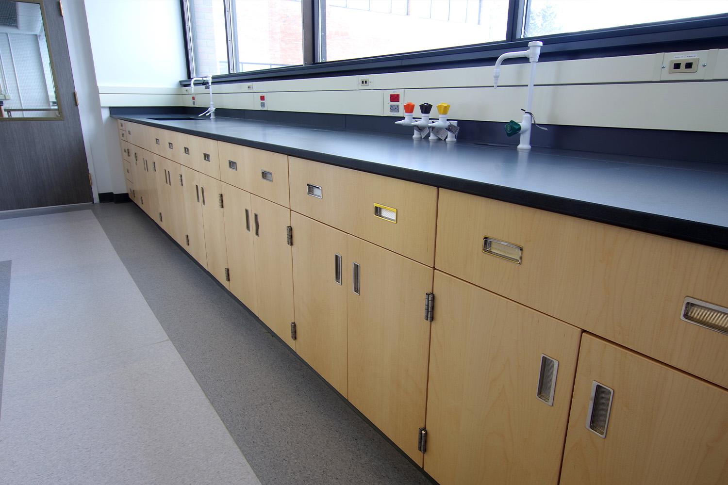 AB vEGREVILLE image 1